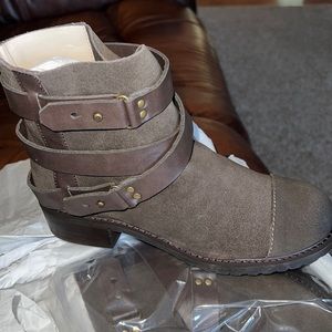 Joe’s Sami J1417 Boots BNIB Size 7